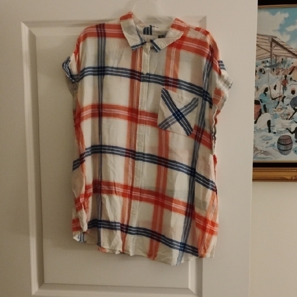 Plaid Button-Up Shirt in Red and Blue